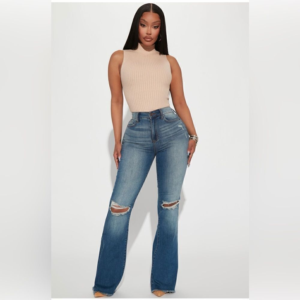 NWT Fashion Nova Richie ripped flare jeans size 3